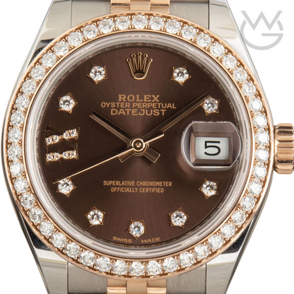 Rolex Lady-Datejust – Two Tone & Diamond Detail - View 3