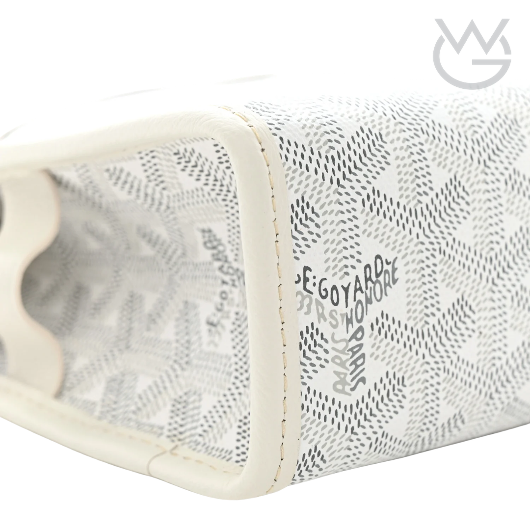 Goyard Jouvence Toiletry Pouch White - View 4