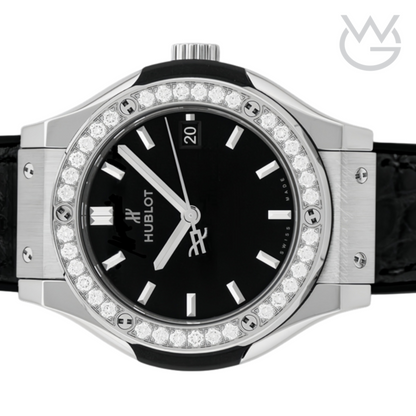 Hublot Classic Fusion Ladies Watch – Black Dial & Diamond Detail - View 3