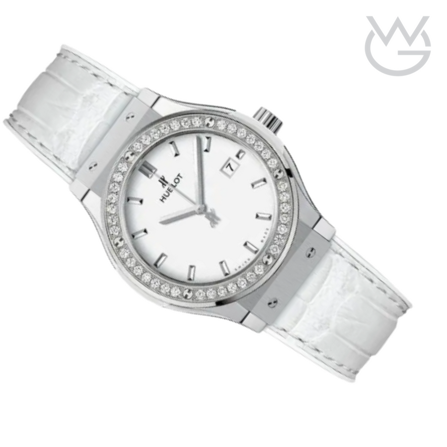 Hublot Classic Fusion Ladies Watch – White Dial & Diamond Detail - View 2