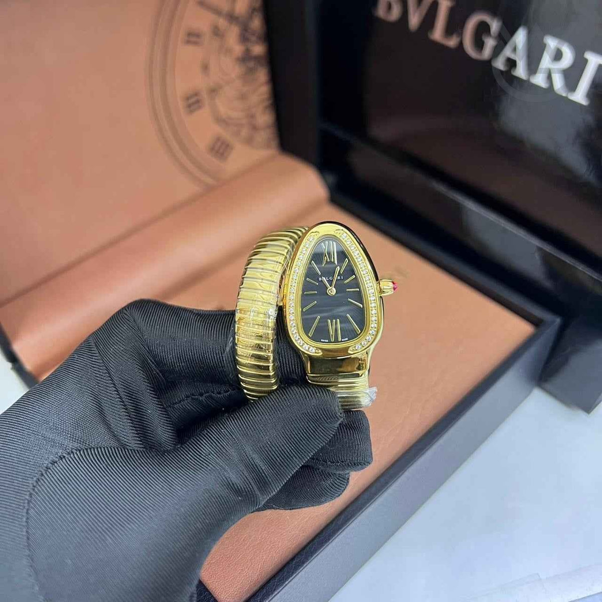 Bvlgari Serpenti Tubogas – Yellow Gold Diamond