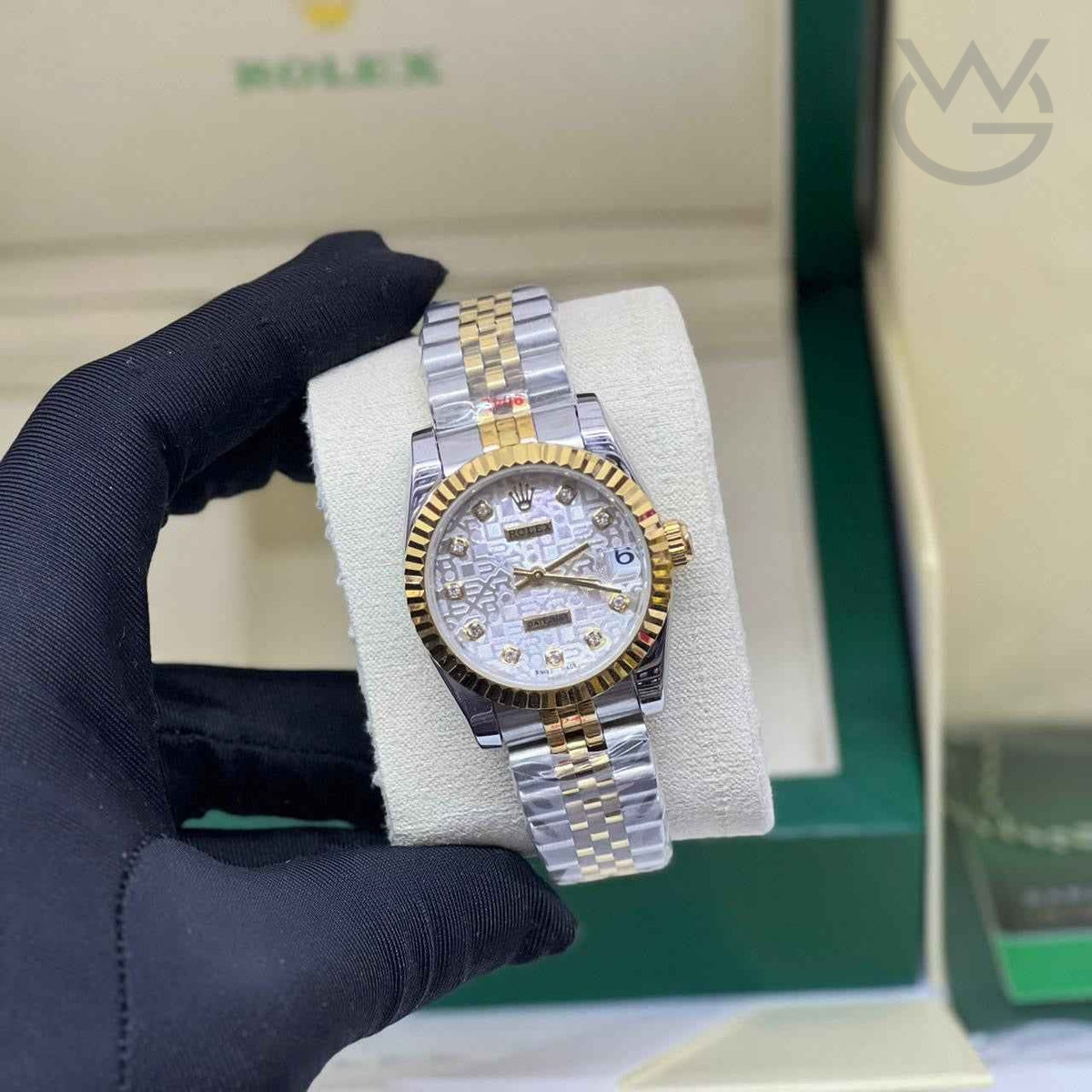 Rolex Datejust – 28 Silver