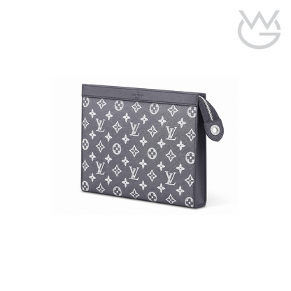 Louis Vuitton Pochette Voyage Clutch – Grey - View 3