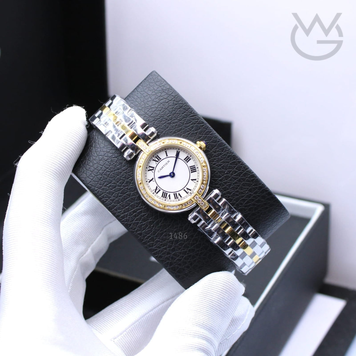 Cartier Round Ladies Watch – Two Tone & Diamond Detail - View 4